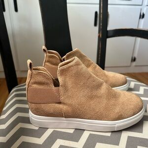 Tan Slip on bootie Size 7